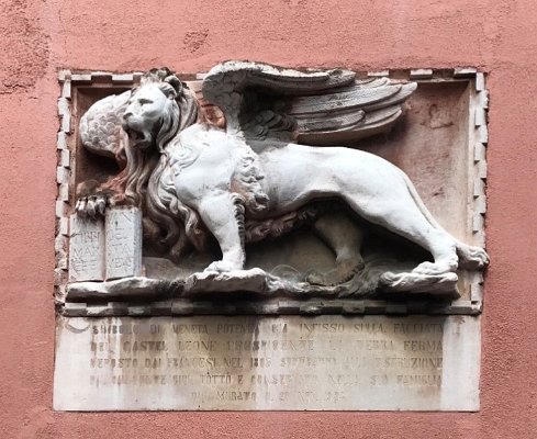 16. Okřídlený lev, symbol Benátské republiky